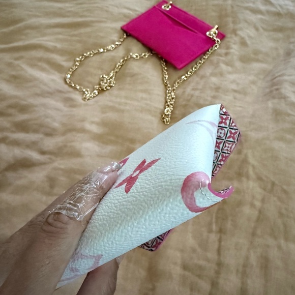 Louis Vuitton by the Pool 2.0 Kirigami Pochette Pouch Medium Pink Watercolor - Picture 5 of 8